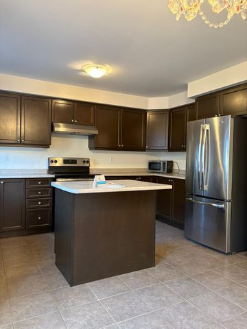 For Lease - 13 Betterton Crescent, Brampton, Ontario - Photo 5