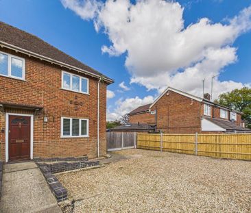2 bedroom semi-detached house to rent - Photo 3