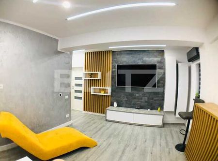 Ocazie! Apartament 2 camere, lux, decomandat, terasa cu incalzire in pardoseala zona 1 Mai - Photo 2