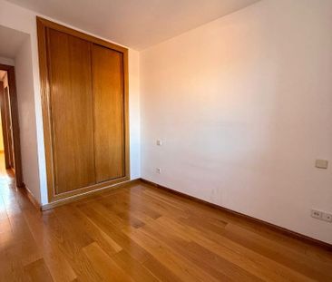 Piso de alquiler en Travesía de Ramón y Cajal, Zona Norte - Photo 5