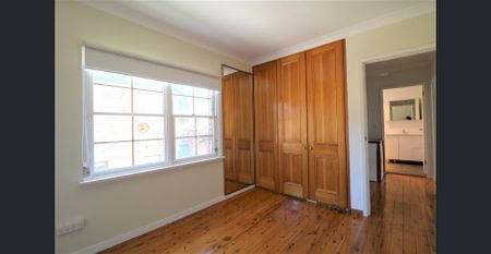 TOWNHOUSE - IN CONVENIENT POSITION - Photo 4