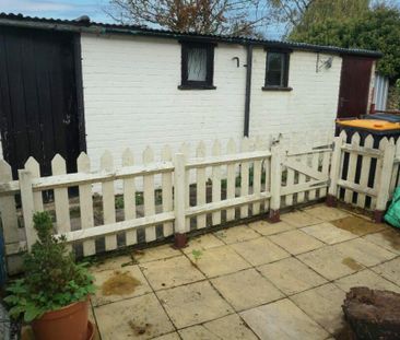2 bedroom cottage to rent - Photo 3