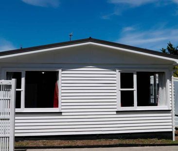 Private Two-Bedroom Home with Sunny Garden & Outdoor Living - Photo 5