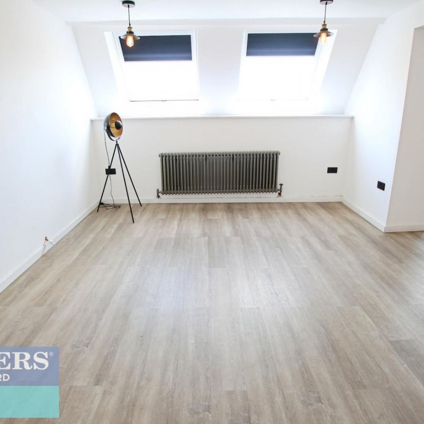 1 bedroom Flat To Let - Photo 1