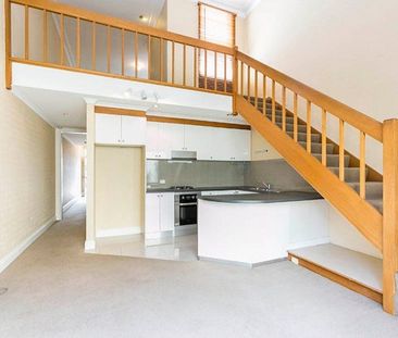 Large 2-bedroom house with HUGE mezzanine - Photo 4