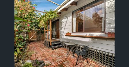 2/57 Murphy St - (Back house) - Photo 4