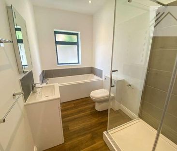 Friern Gardens, Wickford, SS12 - Photo 1