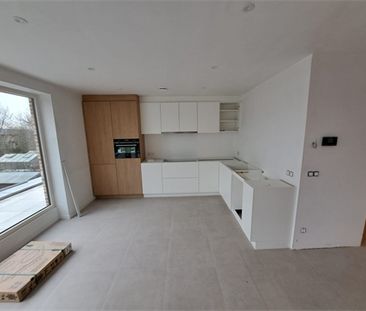 Een ruim en energiezuinig nieuwbouwappartement met terras op de eer... - Photo 6
