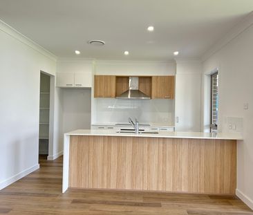 7 Stringybark Road, Oakville NSW 2765 - House For Rent | Domain - Photo 2