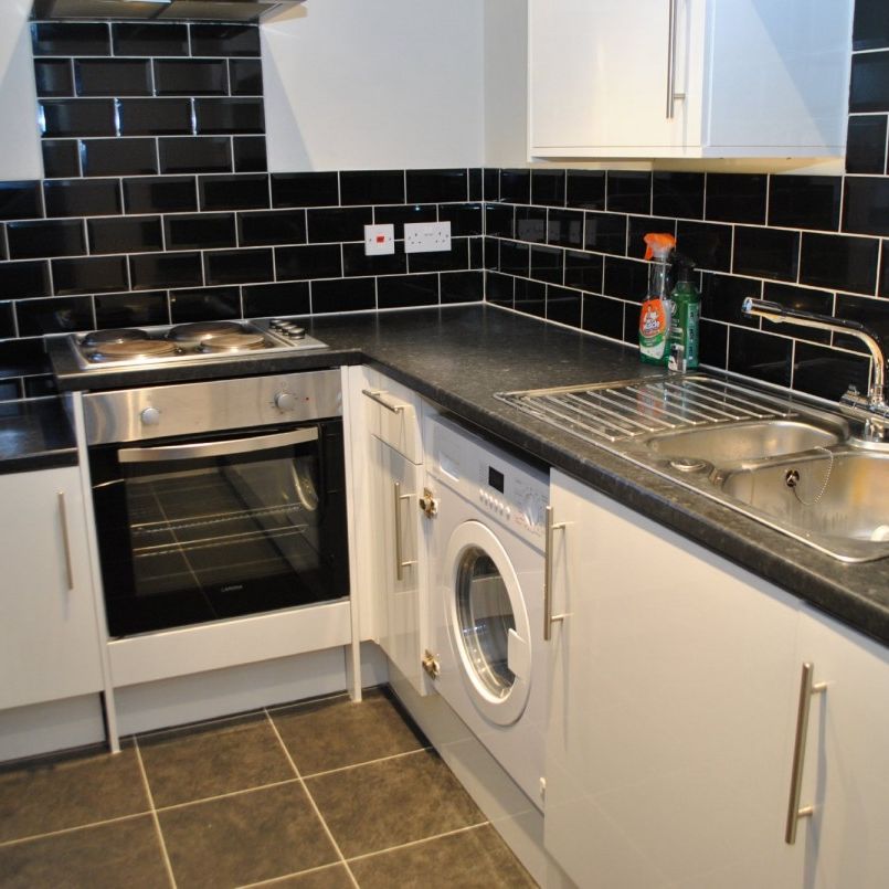 Lombard Street, Newark, Nottinghamshire, NG24 - Photo 1