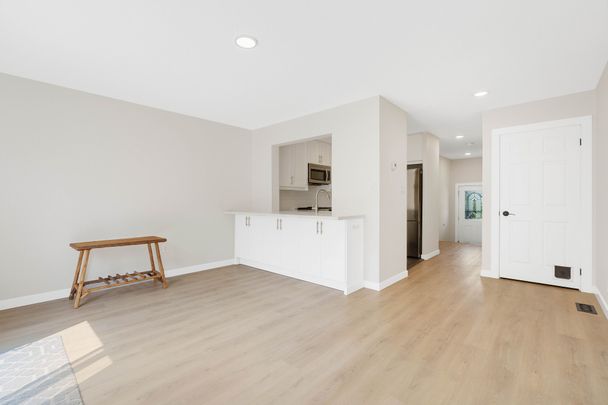 For Lease - 822 Coral Springs Lane, Midland, Ontario - Photo 1