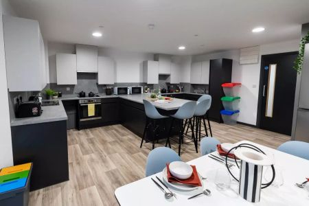 Gold Plus Ensuite - Photo 3