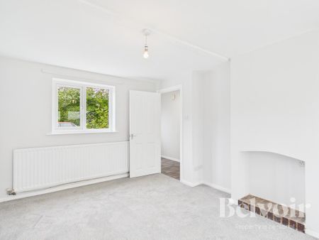 3 bedroom detached house to rent - Photo 2
