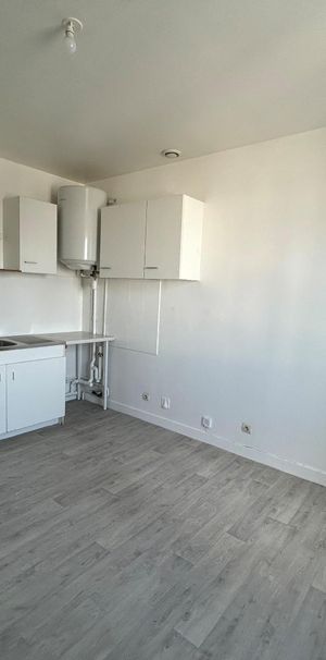 Location Appartement 2 pièces 28m² VILLEFRANCHE SUR SAONE 69400 - Photo 1