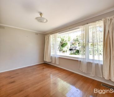 Prime Notting Hill Living - Spacious 3-Bedroom Delight - Photo 2