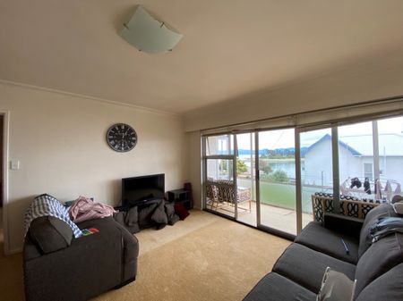 1/411a Wakefield Quay, Stepneyville, Nelson - Photo 2