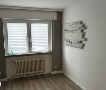 WBS erforderlich! Gut geschnittene 3 Zimmerwohnung! - Photo 3