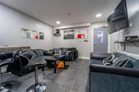 7 bedroom house to rent - Photo 2