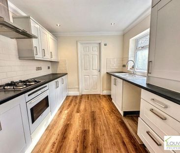 3 bedroom terraced house to rent - Photo 2