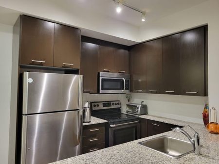 For Lease - 360 Square One Drive Unit# 2111, Mississauga, Ontario - Photo 3