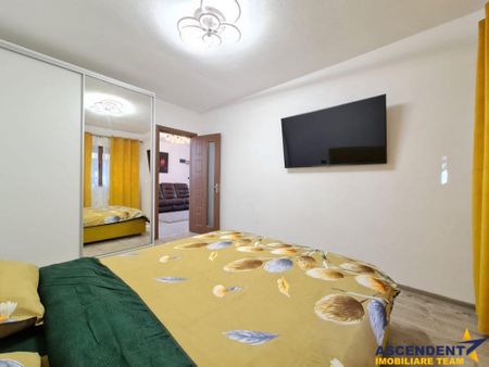 Casa deosebita, pretabila si pentru doua familii, Craiter, B - Fotografie 4