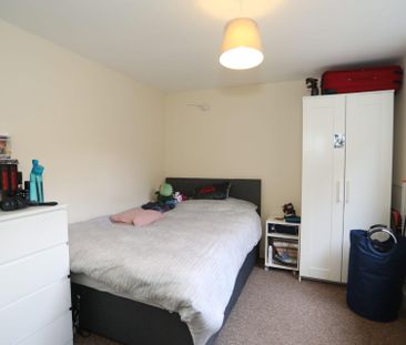 Grasmere Street (4 bed) - Photo 6