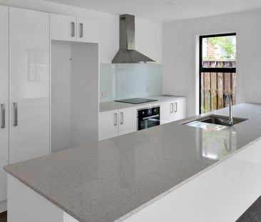 3 Bedroom Townhouse - Photo 5