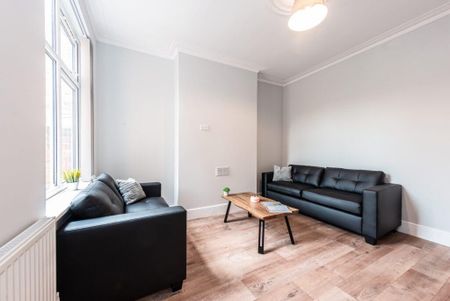 5 bedroom terraced house to rent - Photo 2