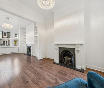 4 bedroom terraced house to rent - Photo 3