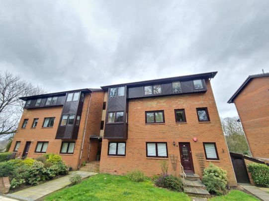 Maxton Grove Glasgow, G78 1HD - Photo 1