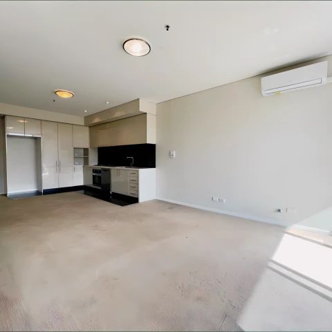 17 Joynton Avenue, Sydney - Photo 1