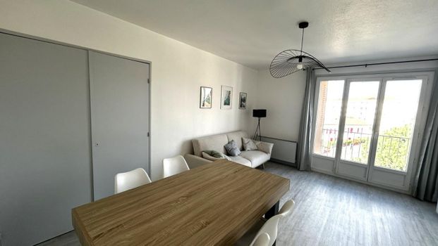 Location Appartement 2 pièces 44m² ROANNE 42300 - Photo 1