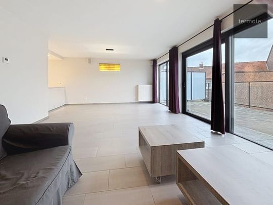 Appartement te huur - Photo 1