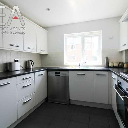 Pascal Crescent, Shinfield, Reading, RG2 - Photo 1