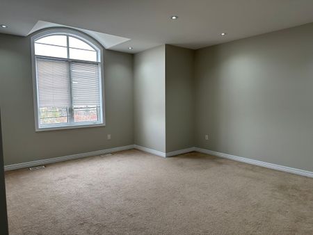 For Lease - 30 Burlwood Rd Burlwood Road, Brampton, Ontario - Photo 5