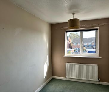 Three-Bedrooms Semi-Detached House - Photo 4