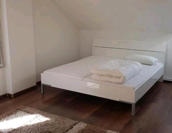 WG Zimmer/2er WG in Hamburg Bramfeld; voll möbliert - Foto 1