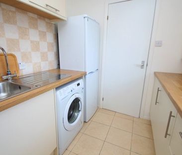Blenheim Court, Glasgow, G33 - Photo 3