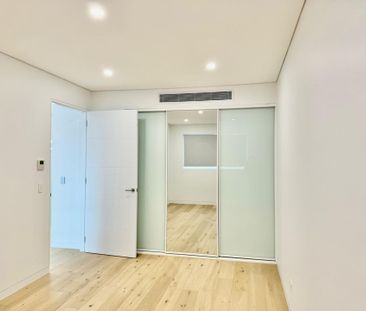 Brand New Luxury Double Storey Home - Photo 6