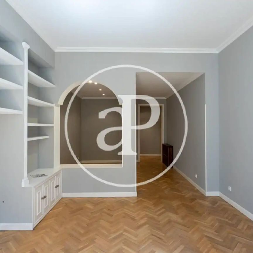 Piso de alquiler en Calle Juan de Dios, Universidad - Malasaña - Foto 1