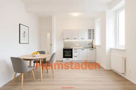 Pronájem bytu 1+kk 25 m - Fotografie 3