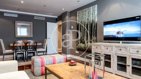 Piso de alquiler en Recoletos - Photo 3