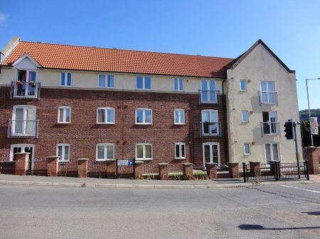 2 bedroom flat to rent - Photo 2