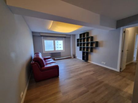 Piso de alquiler en Rúa de Frei Rosendo Salvado, 16, Ensanche - Sar - Foto 2