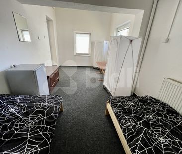 Pronájem bytu 1+kk a garsoniéry 20 m², Poděbradovo náměstí, Hlinsko - Fotografie 3