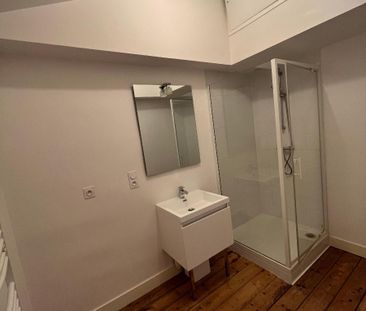 Location Appartement 2 pièces 42m² POITIERS 86000 - Photo 2