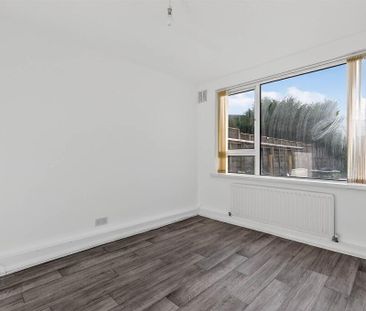 29 Fernagh Road, Newtownabbey, BT37 0DF - Photo 3