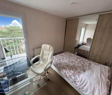 Location Appartement 4 pièces 86m² NEUVILLE SUR SAONE 69250 - Photo 3