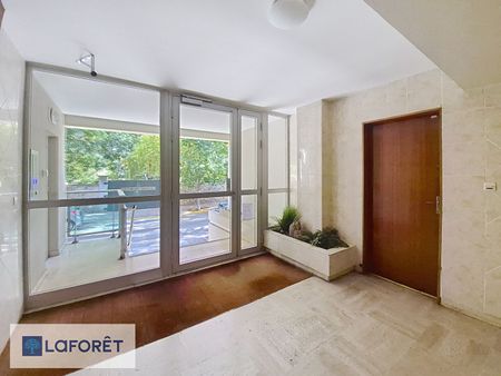 Appartement T1 près de TOULON à louer - Photo 4