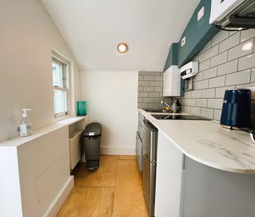2 Bed Flat, Oakley Square, NW1 - Photo 6